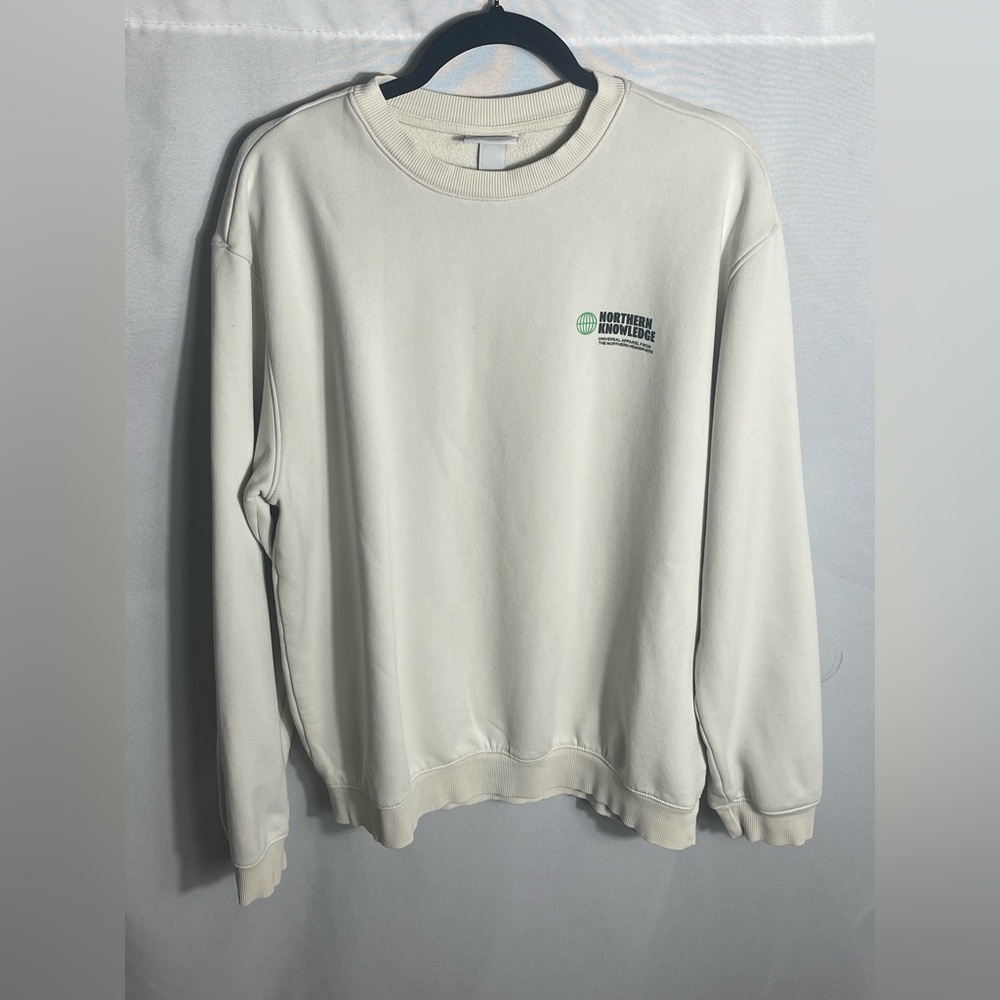 H&M Northern Knowledge Graphic Crewneck Sweatshirt White Relaxed Fit Size M